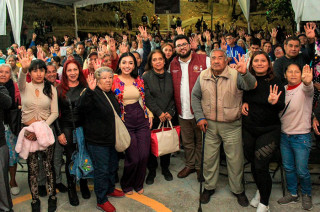 El presidente municipal resaltó que, a diferencia de administraciones anteriores, las obras actuales son “las obras, no las sobras”, enfocadas en dignificar comunidades y saldar la deuda social histórica.