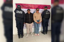 Elementos de la SSEM detuvieron a dos mujeres en la colonia El Chamizal tras una denuncia ciudadana por robo con violencia.