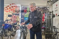 Giuseppe fue un deportista italiano que compitió en la modalidad de pista, ganador de una medalla de oro en el Campeonato Mundial de Ciclismo en Pista de 1968.