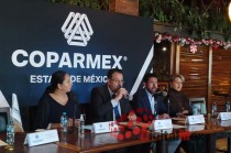 Julián Niembro, presidente de la Confederación Patronal de la República Mexicana (Coparmex) en el Estado de México, expresó su preocupación por los cambios que permitirían que el gobierno federal tome decisiones unilaterales sobre los recursos del INFONAVIT.