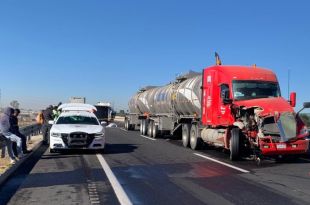 El accidente ocurrió en el kilómetro 22+300, a la altura de Teotihuacán, en dirección al estado de Hidalgo.