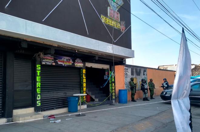 El ataque se registró durante la madrugada cuando varios hombres armados llegaron al establecimiento con razón social “Happy Bar”.