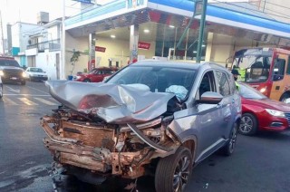 El incidente ocurrió en la intersección de la Avenida Independencia e Isabel La Católica.