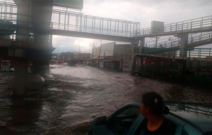 Mexibús suspende servicio por encharcamientos de hasta 70 centímetros, en Ecatepec