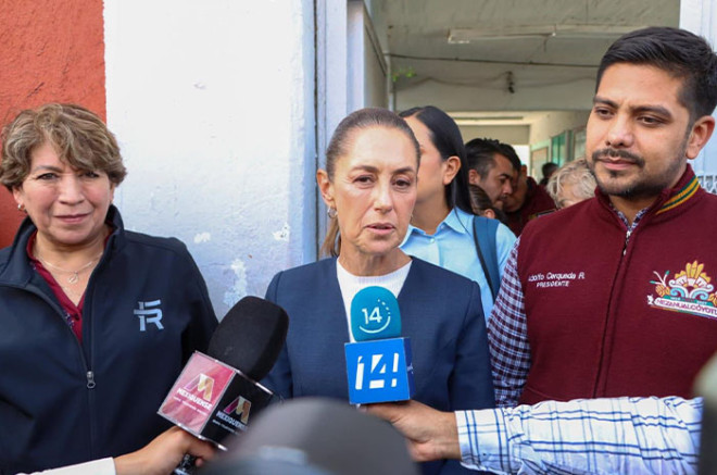 La presidenta Claudia Sheinbaum visitó Nezahualcóyotl y garantizó apoyos inmediatos a más de ocho mil familias afectadas por las lluvias.