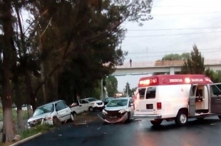 #Video #Edomex: Lluvia provoca carambola de 20 vehículos en la Peñón-Texcoco