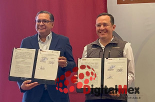 El alcalde Ricardo Moreno Bastida y el coordinador estatal del IMSS-Bienestar, Nathan Enríquez Ríos, sellan acuerdo para ampliar servicios médicos gratuitos.