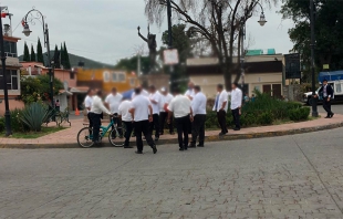 Transportistas protestan por la aplicación de multas excesivas en Teotihuacan