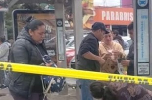 Un hombre falleció aparentemente de un infarto en Metepec.