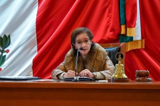 Destacó la ausencia de deuda bancaria, pública y privada.