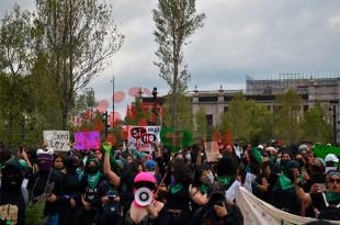 #Video: Así transcurrió la marcha en pro del aborto en #Toluca