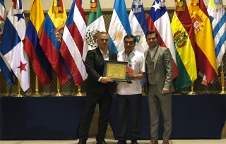 Recibe alcalde Luis Maya, reconocimiento por Certificación de Excelencia en Gobierno