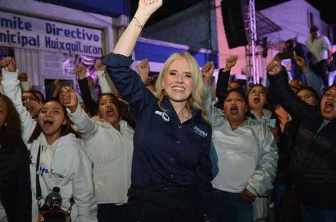 Romina Contreras promete continuar el progreso y mejorar la seguridad del municipio.