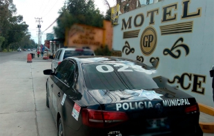 Pareja muere en habitación de motel de paso, en Tezoyuca