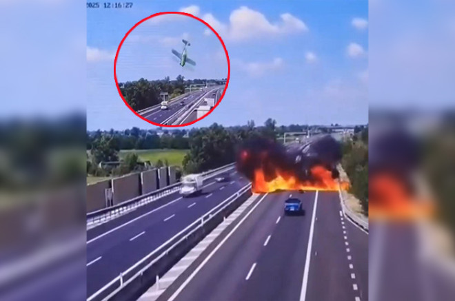 La aeronave cayó en picada y se incendió al impactar contra la autopista A21, alcanzando a varios vehículos.