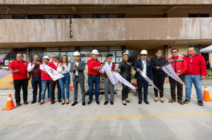 David Sánchez Isidoro, dio el banderazo de inicio a la construcción de un nuevo arcotecho en la primaria José María Morelos y Pavón.