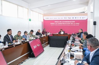 La gobernadora Delfina Gómez Álvarez preside la Mesa de Coordinación para la Construcción de la Paz en Valle de Chalco.