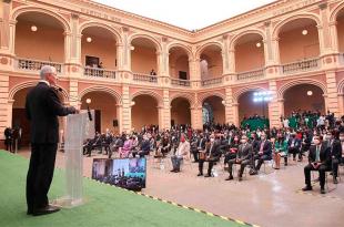 El futuro de las sociedades es el futuro de sus universidades, indicó el gobernador mexiquense