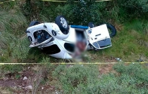 Tres muertos y dos heridos deja volcadura en la México-Puebla