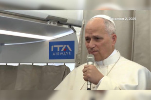 El Pontífice insta a EU a optar por diálogo y sanciones económicas en lugar de acción militar.