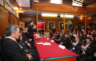 Llama Sergio Medina a fomentar la cultura de la legalidad