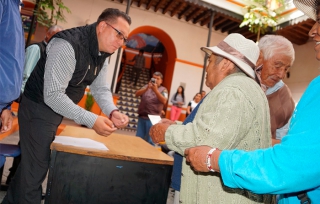 Almoloya de Juárez: adultos mayores tendrán descuento de 50 por ciento en predial y agua