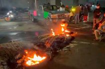 La protesta por 800 hectáreas provoca afectaciones en rutas hacia el aeropuerto