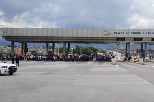 Por segundo día consecutivo los maestros del oriente mexiquense salieron a las calles a protestar.