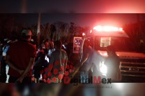 El accidente ocurrió alrededor de las 19:00 horas de este sábado, cuando un vehículo Nissan Sentra, color vino, y una motocicleta Italika, color negro con azul, colisionaron en la zona.