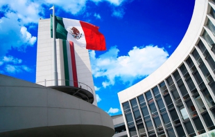 México obligado a convocar a cumbre global contra la guerra comercial de Donald Trump