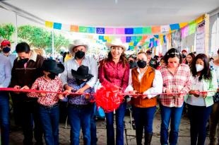 Tras dos años de haber sido suspendida por motivos de la pandemia por Covid-19, la edición 2022 de esta feria contó con la participación de 18 productores de barbacoa y 13 de pulque.