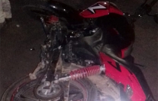 Impacta a motociclista y lo abandona con heridas, en #Tejupilco