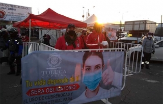 #Toluca: instalan "búnker" para reabrir el tianguis de Palmillas