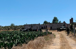 Ejército asegura 3 mil litros de gasolina en Otumba