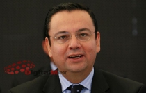 Renuncia Germán Martínez como director del IMSS