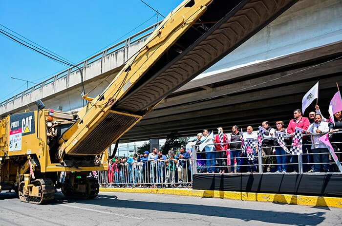 La gobernadora Delfina Gómez dio el banderazo a los trabajos de bacheo y mejoramiento vial en Naucalpan.