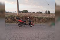 Cuando los paramédicos llegaron al sitio, solo pudieron confirmar el fallecimiento del motociclista.