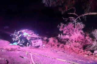 Autoridades estatales y la Fiscalía mexiquense investigan las causas del accidente.