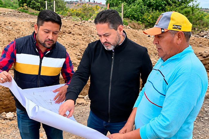 El alcalde de Calimaya, Omar Sánchez Velázquez, anunció el inicio de la construcción del Bachillerato Nacional Margarita Maza de Juárez en la cabecera municipal.