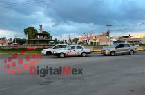 Los costos varían según el tipo de vehículo, con multas considerables por incumplimiento.