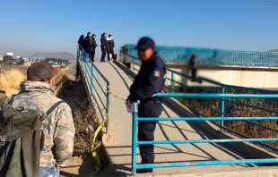 Hombre se quita la vida en un puente peatonal en #ValleDeChalco