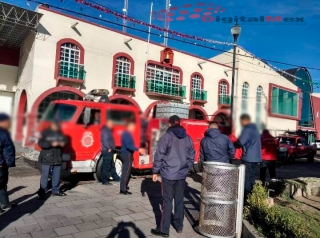 Manifestación de bomberos en Atenco por falta de ambulancias