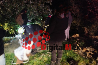 Cuando llegaron las autoridades al punto, ubicado a un costado del libramiento La Rosa, confirmaron que se trataba de restos humanos.