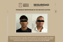 Tras una breve persecución, se dio alcance al vehículo en huida y se logró la detención de Edmundo “N” y Juan “N” de 47 y 19 años de edad.