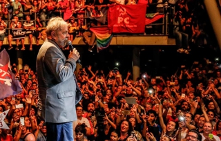 Supremo Tribunal brasileño aprueba sentencia de prisión de Lula da Silva