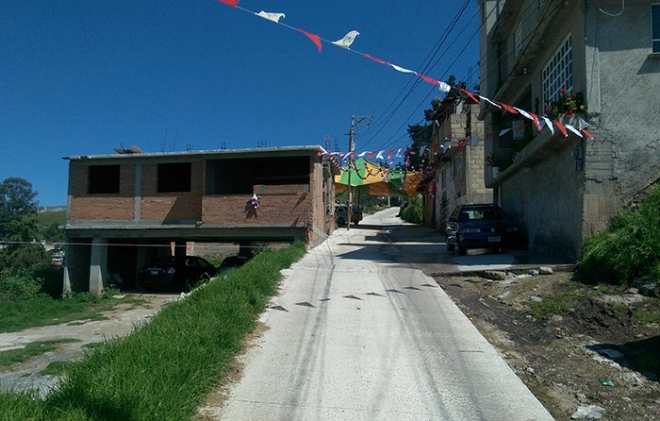 Continúa rehabilitación de calles en Toluca