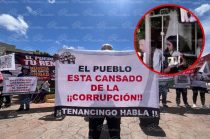 Habitantes inconformes se manifestaron afuera de los juzgados de Tenancingo durante la audiencia de la alcaldesa Nancy Nápoles.