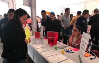 Inicia Feria del Empleo en Metepec