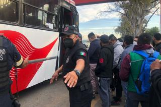 Se llevó a cabo el Plan Tres Pasajero Seguro de la Secretaría de Seguridad sobre la libre México-Pachuca, a la altura de La Veleta.