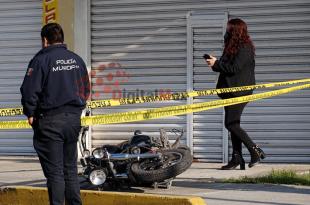 Se desconoce la identidad de la víctima, quien viajaba en una motocicleta Italika color negra.